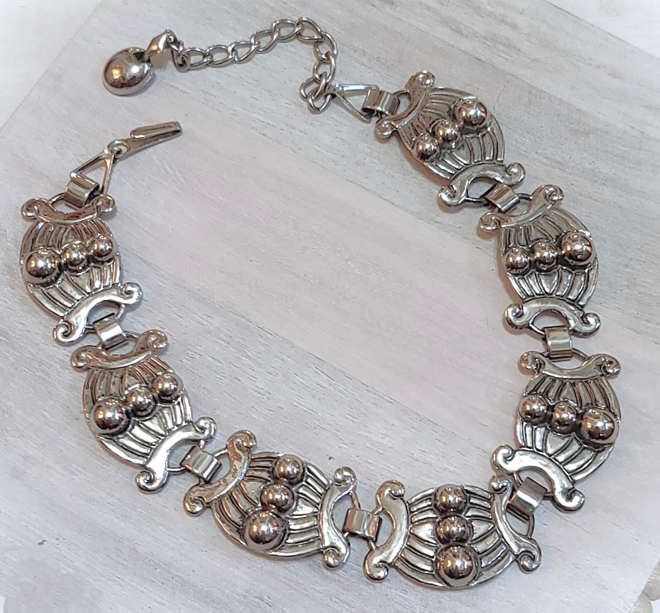 Shepherds hook silver alloy vintage choker necklace