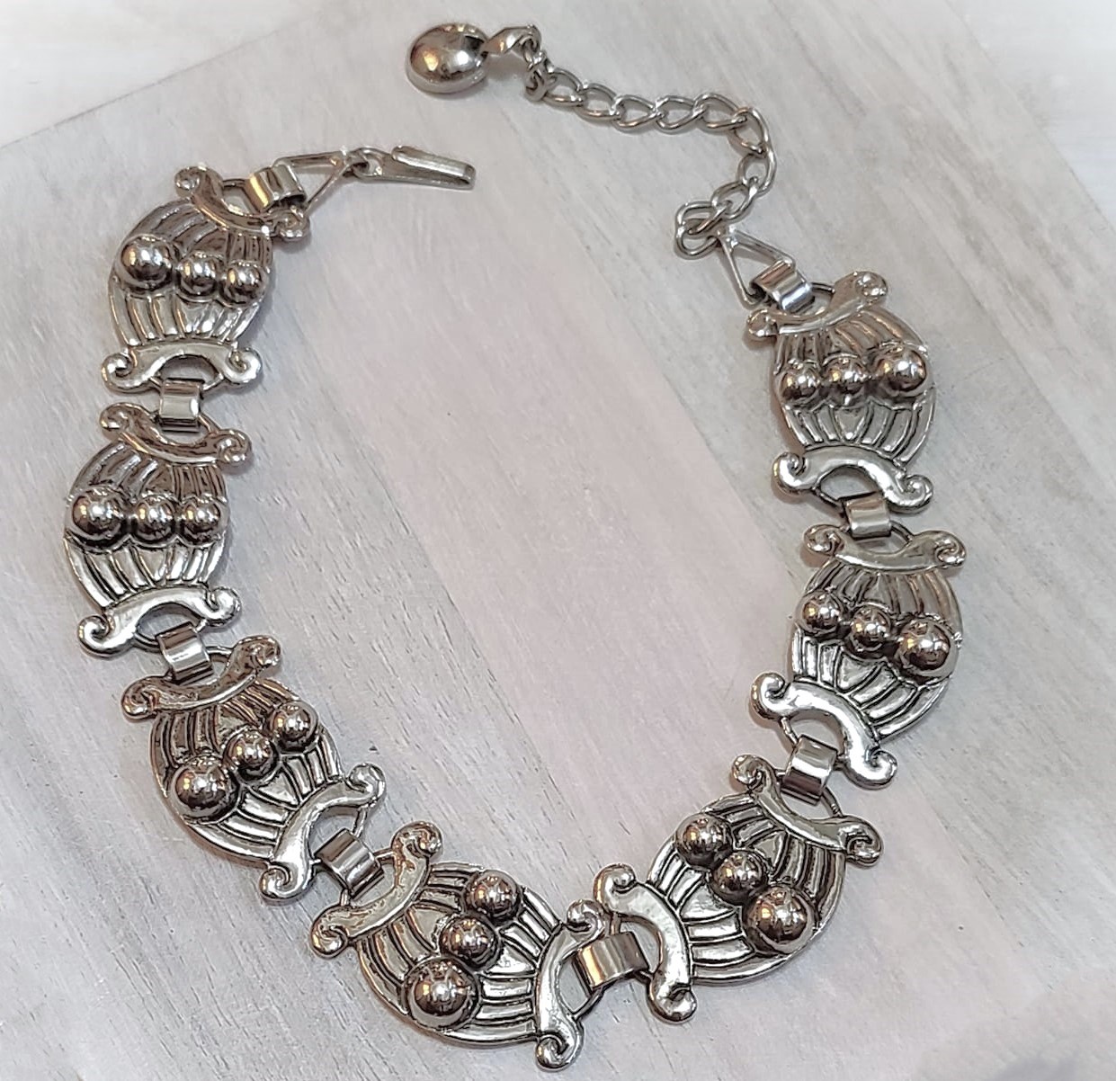 Shepherds hook silver alloy vintage choker necklace