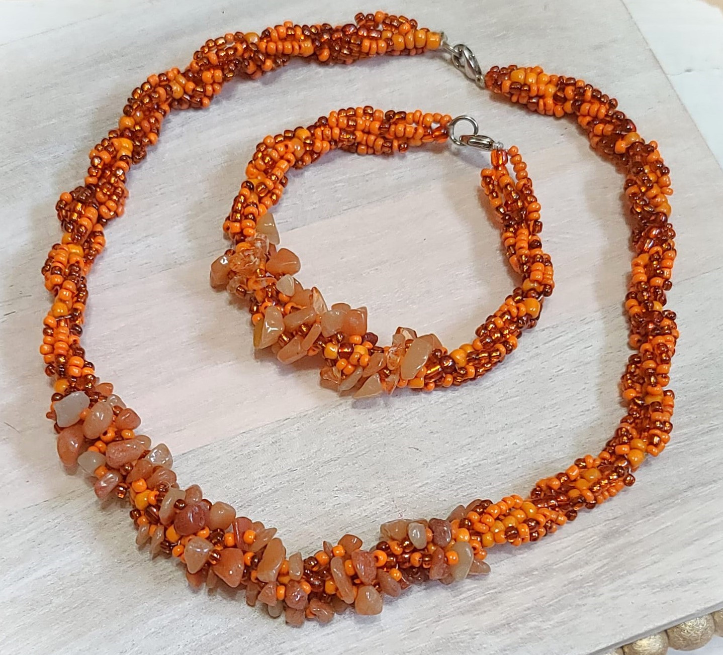 Twisted Carnelian Gemstones Glass Beads Necklace & Bracelet Set