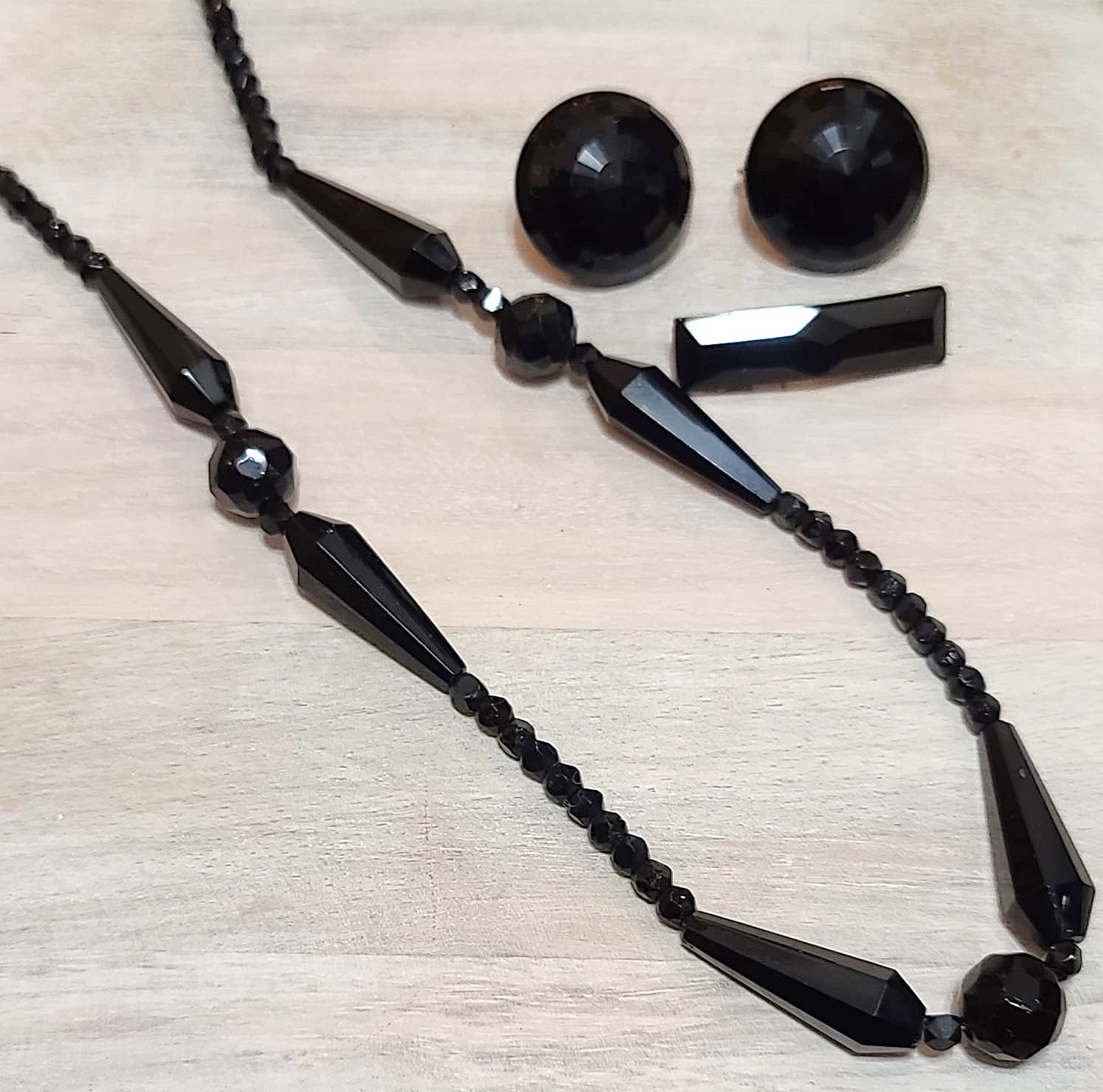 Faceted black glass necklace, earrings & pinand clipon earrings