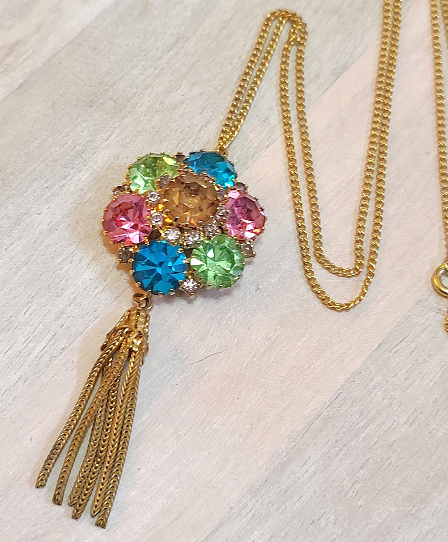 Rhinestone pendant lariat, vintage necklac, multi color rhinestones, with tassel