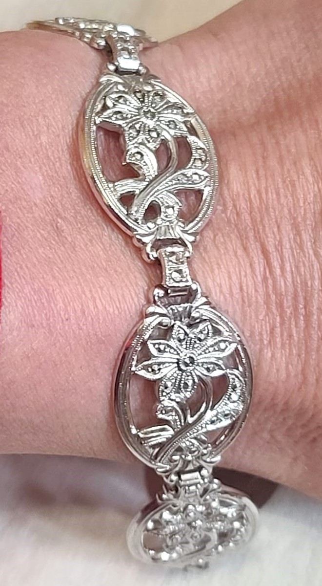 Marcasite bracelet, sterling silver, floral link bracelet, vintage, bracelet with saftety chain