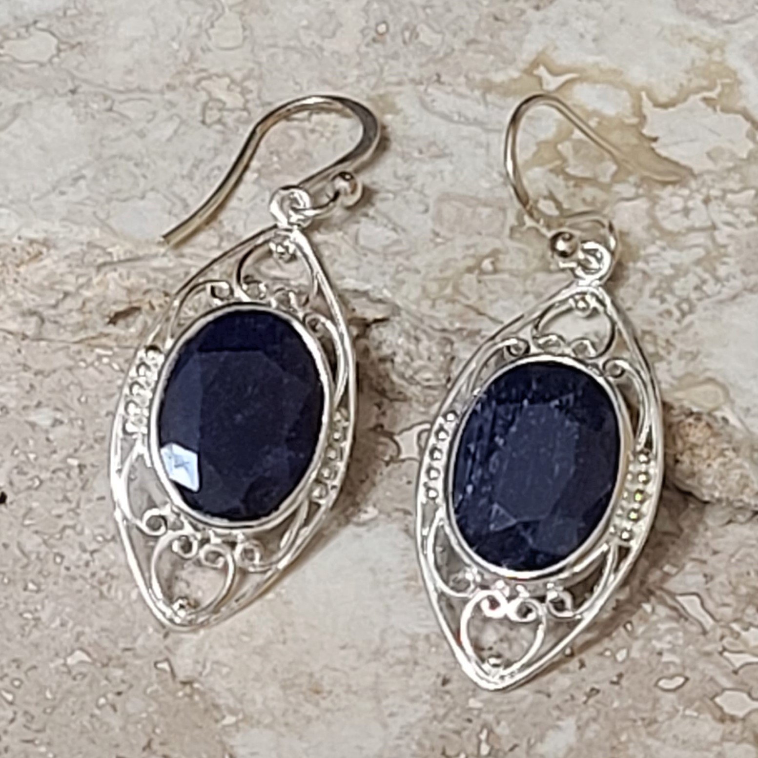 925 Sterling Silver & Rough Cut Sapphire Gems Earrings - Click Image to Close