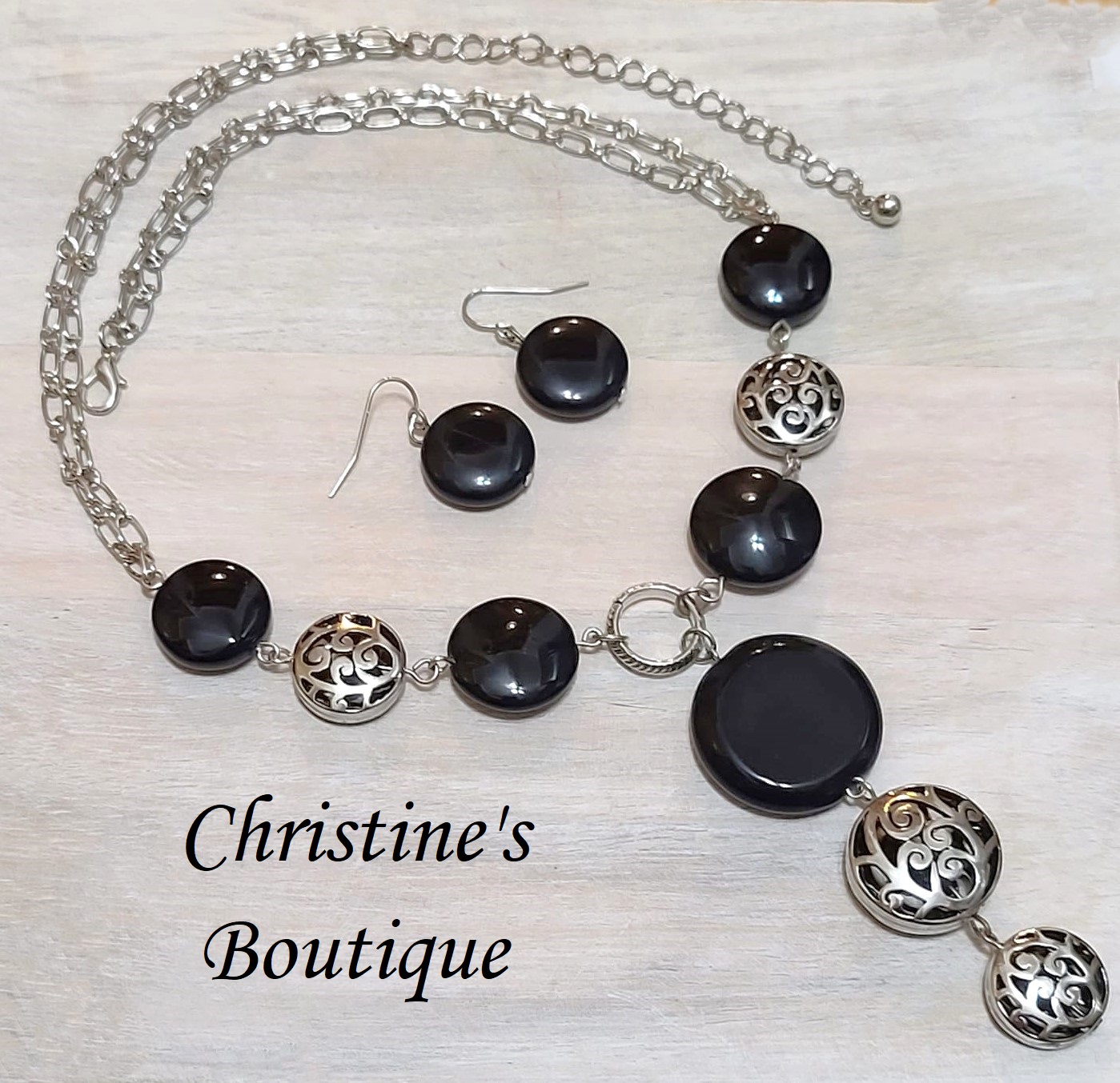 Onyx gemstone filigree bead accent lariat necklace - Click Image to Close