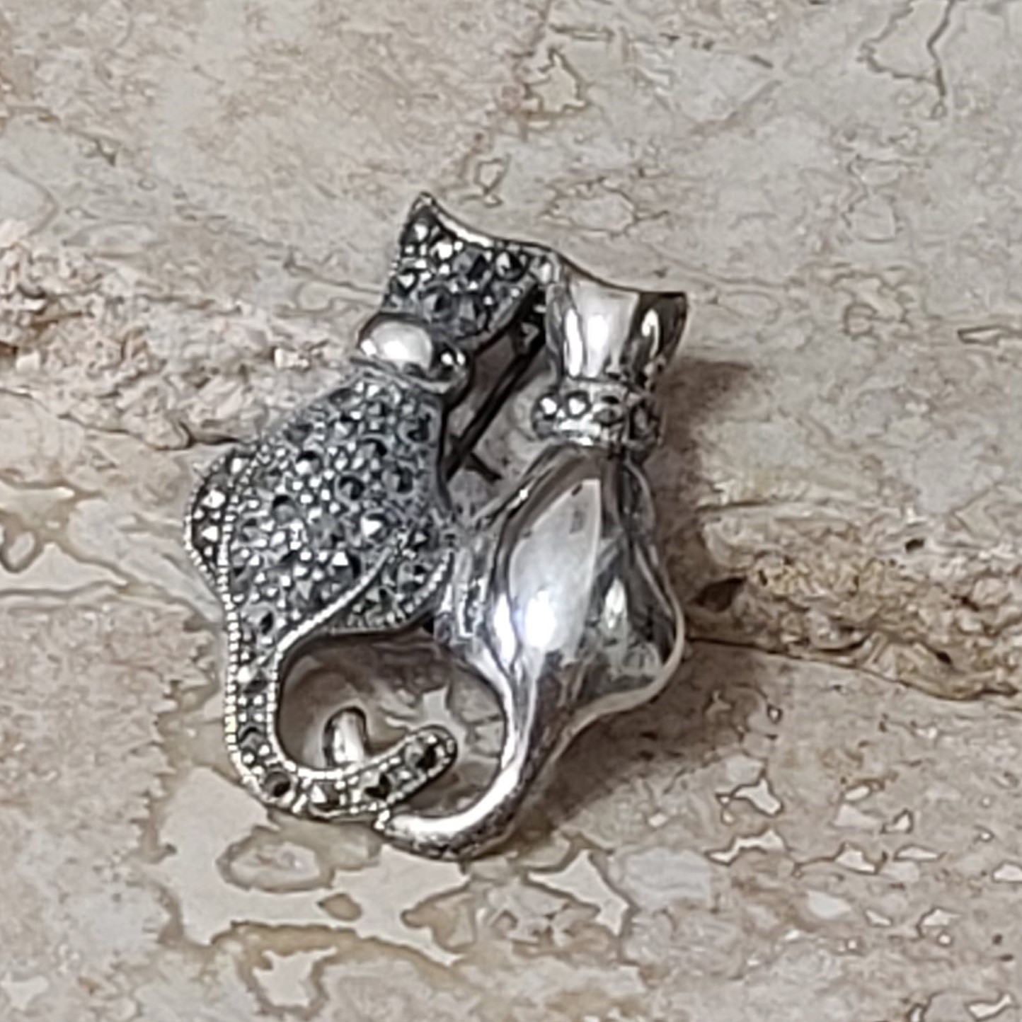 Sterling Silver and Marcasite Cats Vintage Pin - Click Image to Close