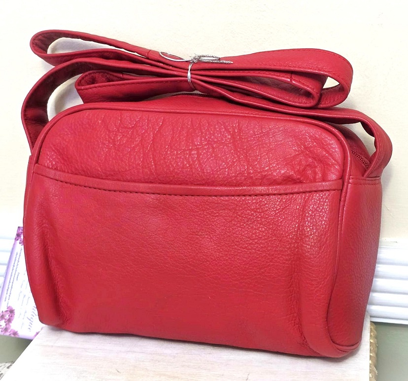 Red leather handbag, classic style bag, vintage leather bag, made in India