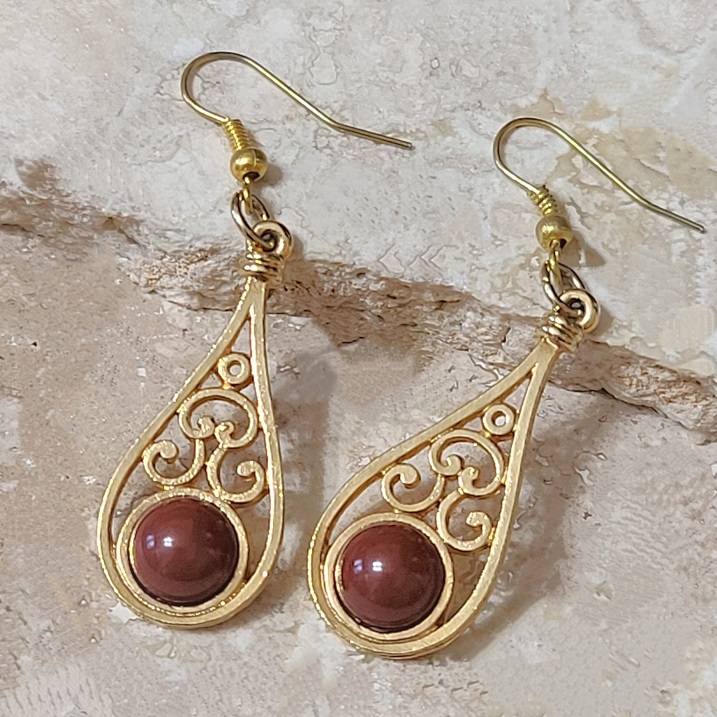 Coro dangle earrings, pierced, vintage with dark red cabachon - Click Image to Close