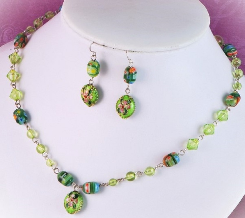 Green Glass & Cloisonne Bead Necklace & Pierced Earrings
