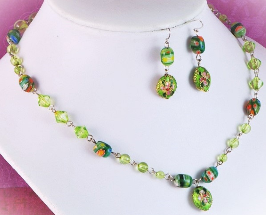 Green Glass & Cloisonne Bead Necklace & Pierced Earrings