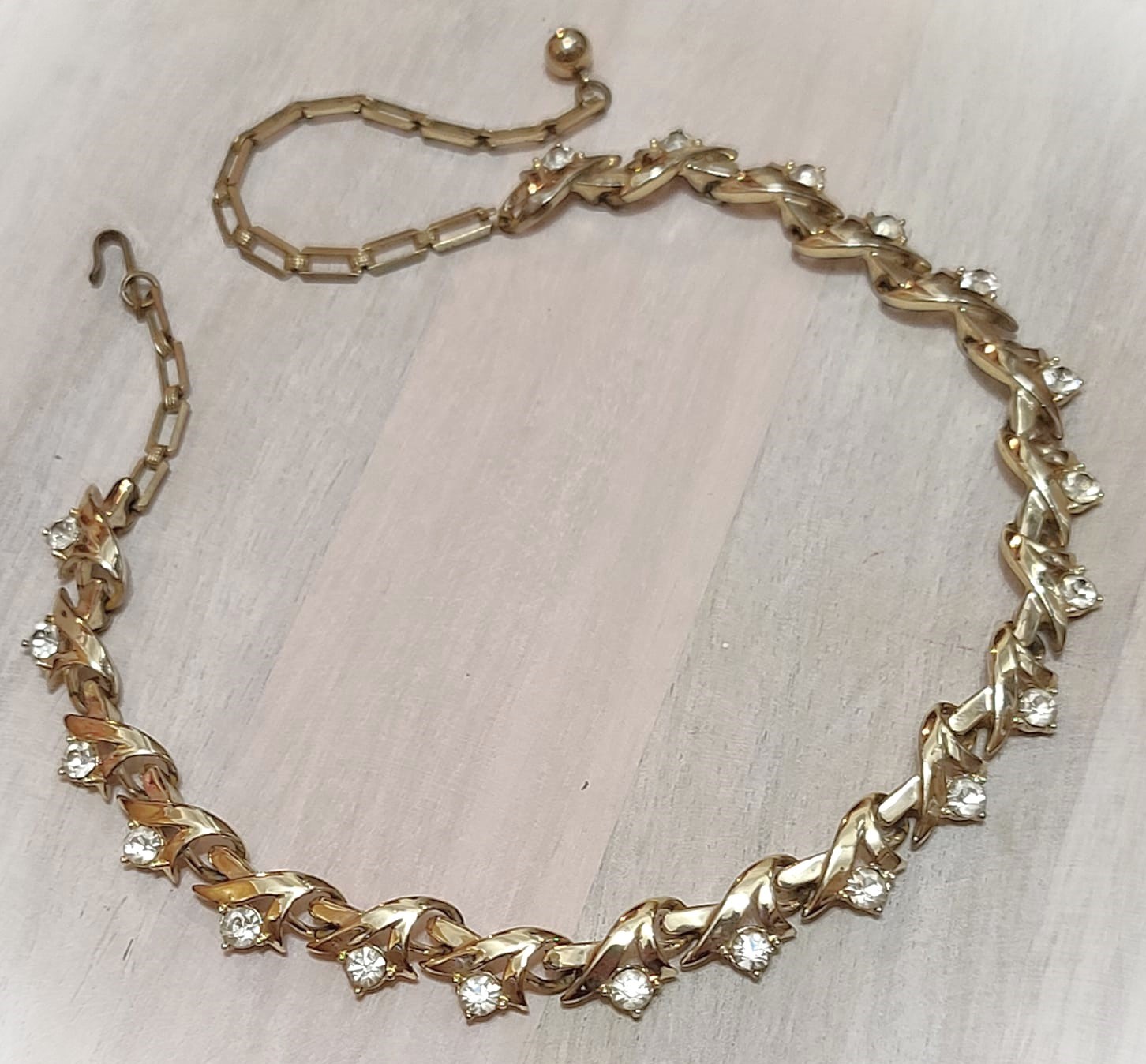 Goldtone and rhinestone vintage choker necklace