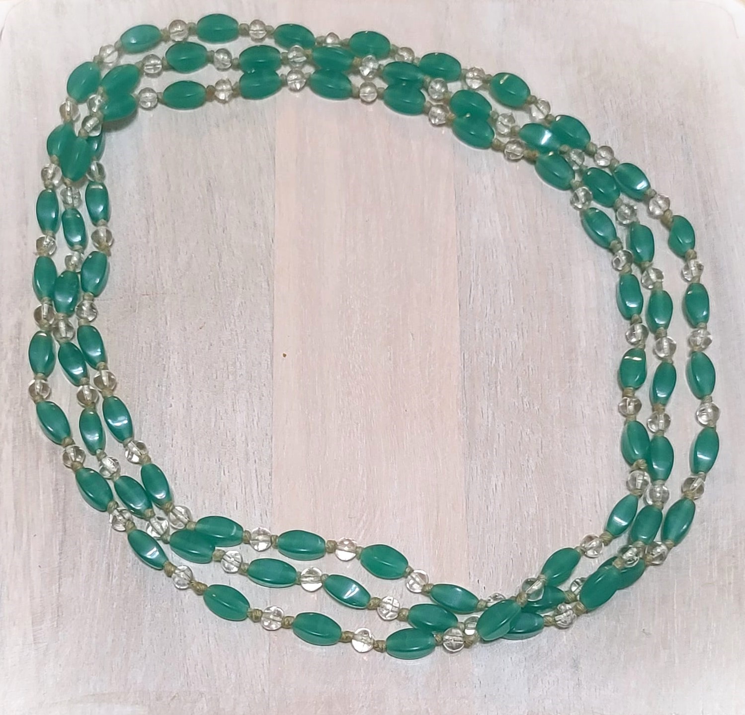 Green & White Glass Bead Flapper Necklace 46"