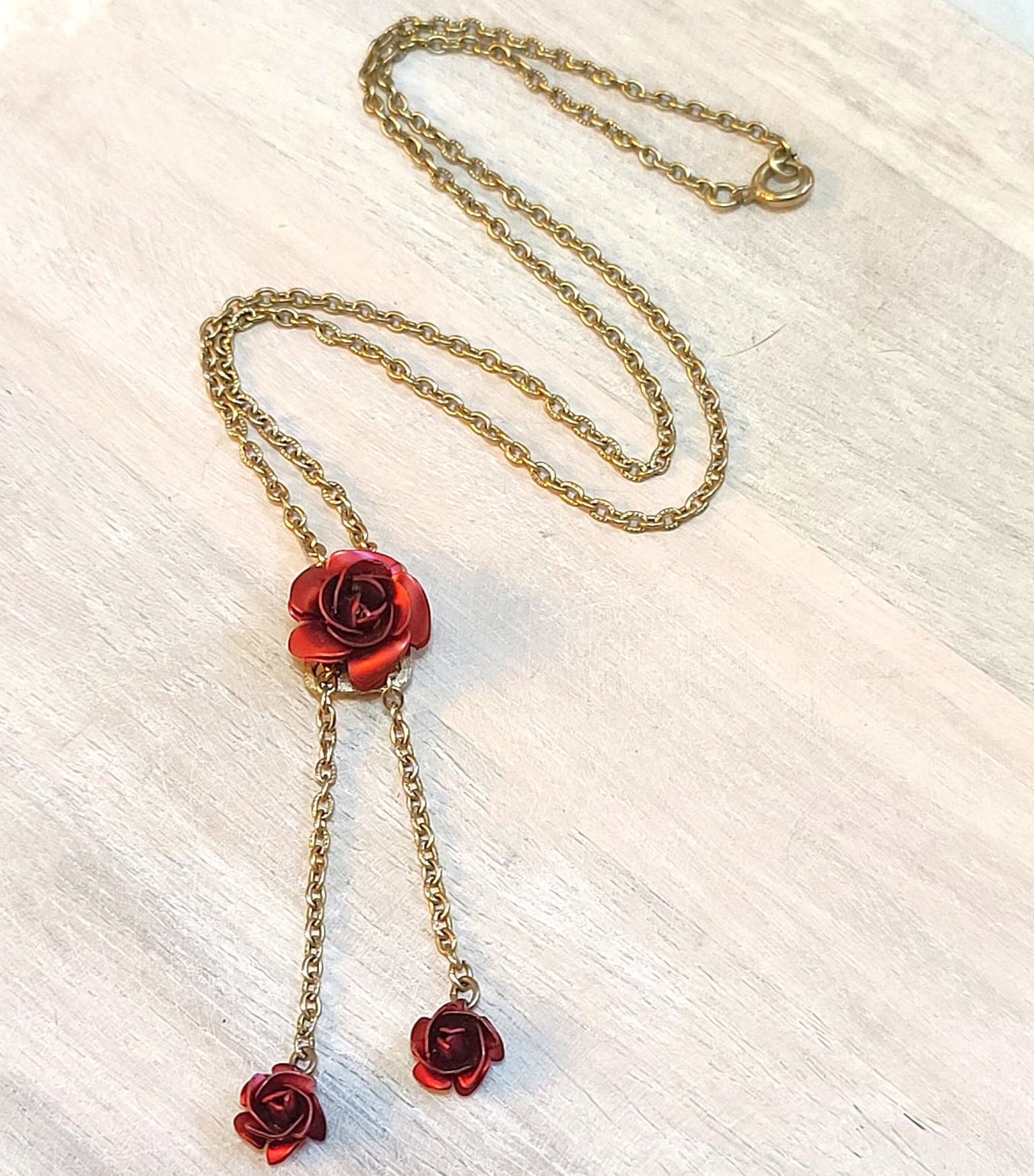 Rose lariat necklace, vintage necklace, adjustable lariate,