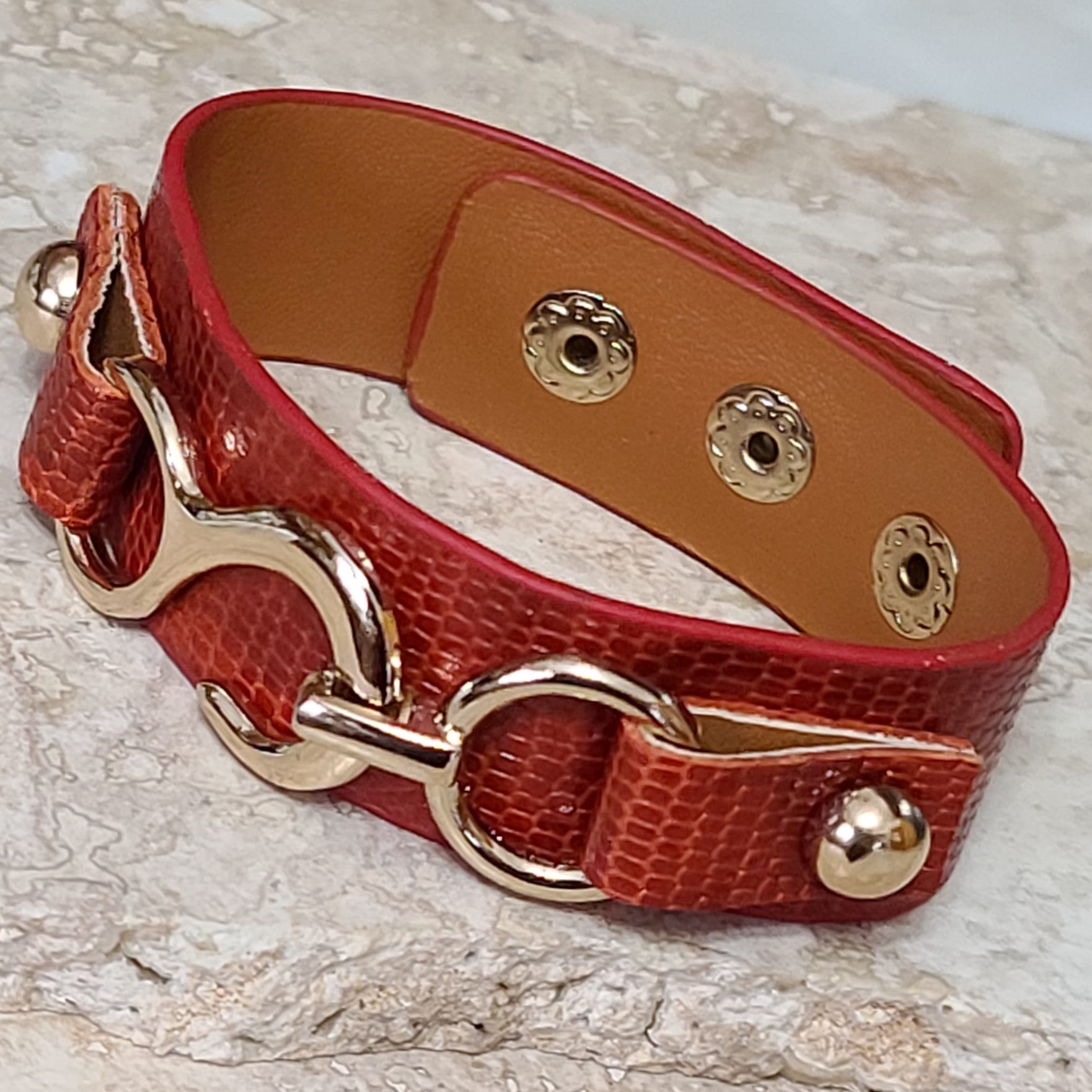 Animal Pattern Vegan Leather Band Style Bracelet - Color Red - Click Image to Close