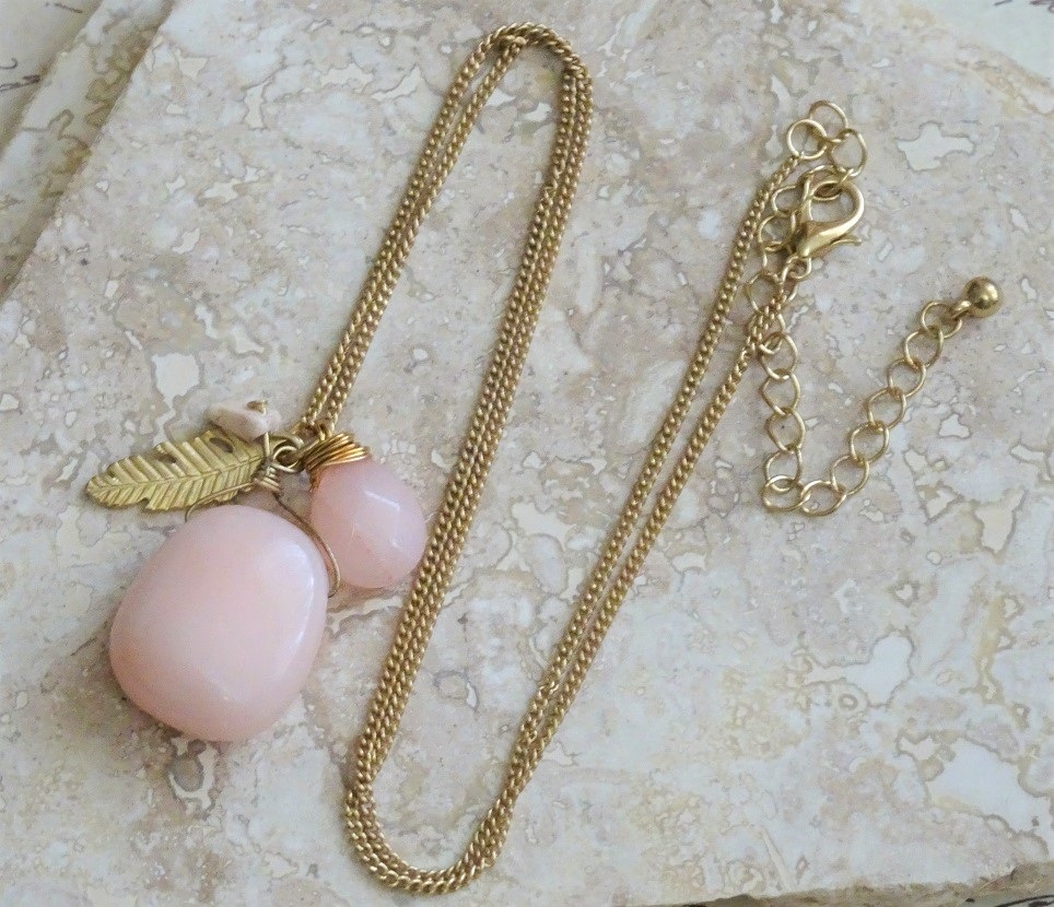 Wire wrapped Peach Quartz Gemstone w/ Feather Charm Necklace - Click Image to Close