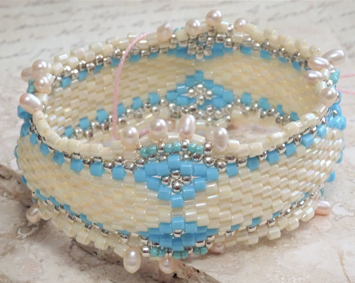 Diamond Pattern with Turquoise Trim & Freshwater Pearl Bangle