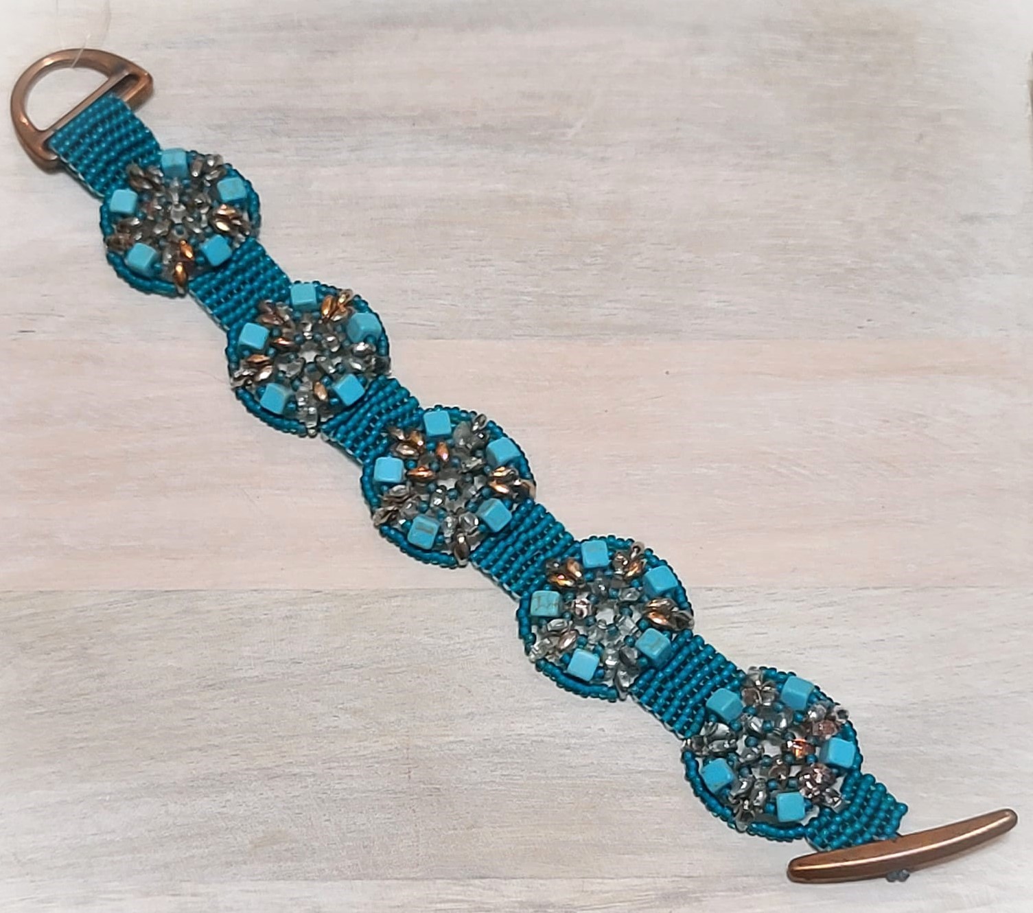 Turquoise Howlite Mineral Medallion Bracelet