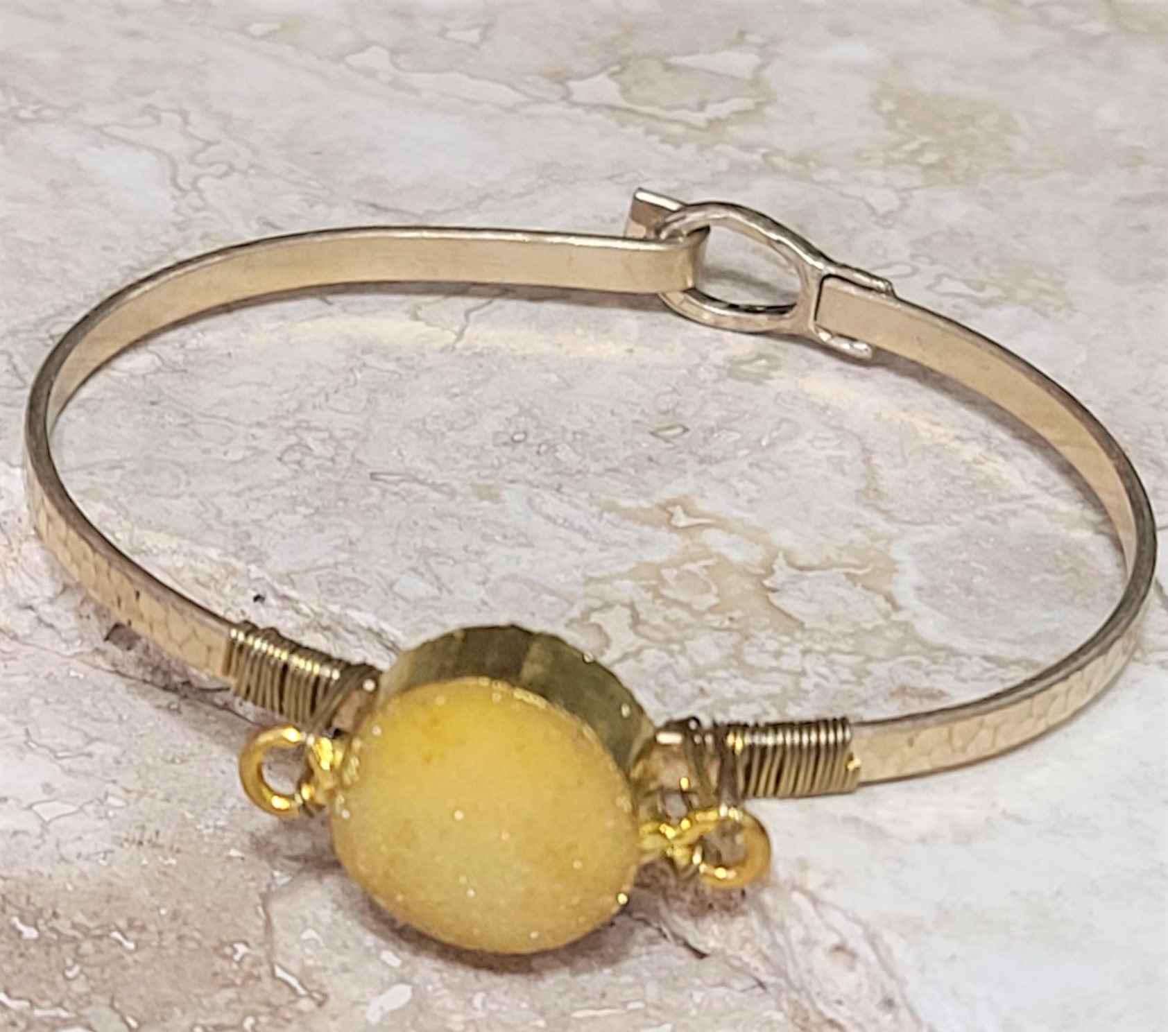 Center druzy yellow stone cuff bracelet costume bracelet