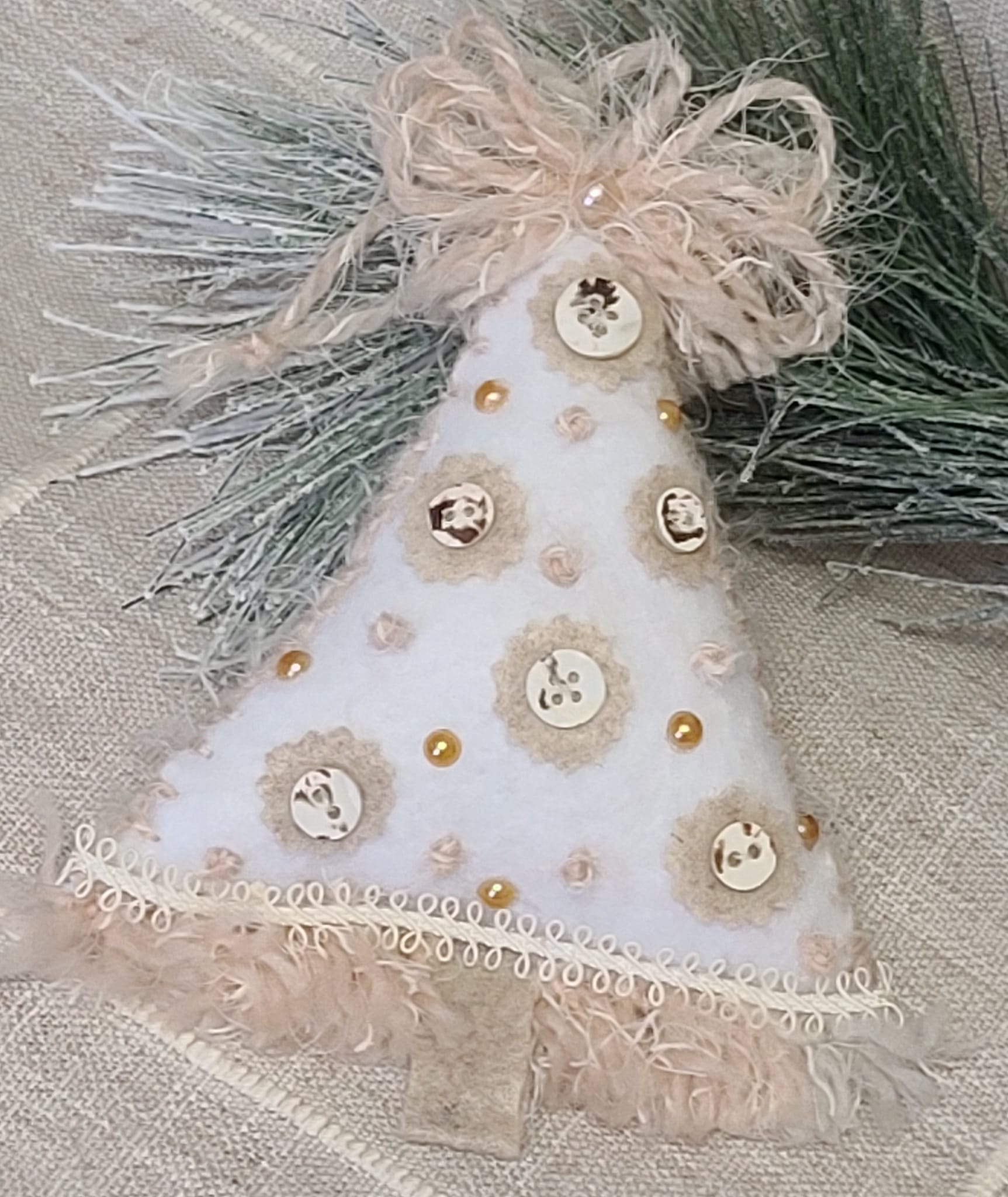 Christmas felt tree ornament - white and beige