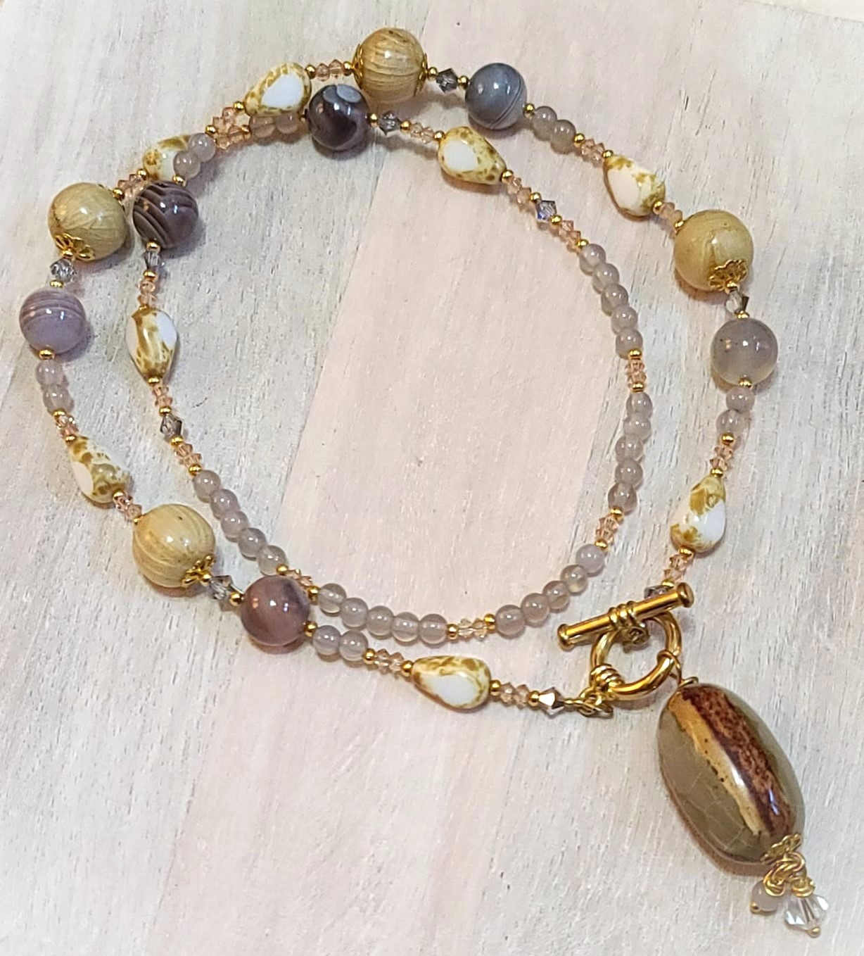 Gemstone lariat necklace, agate gemstone, crystals, handcrafted