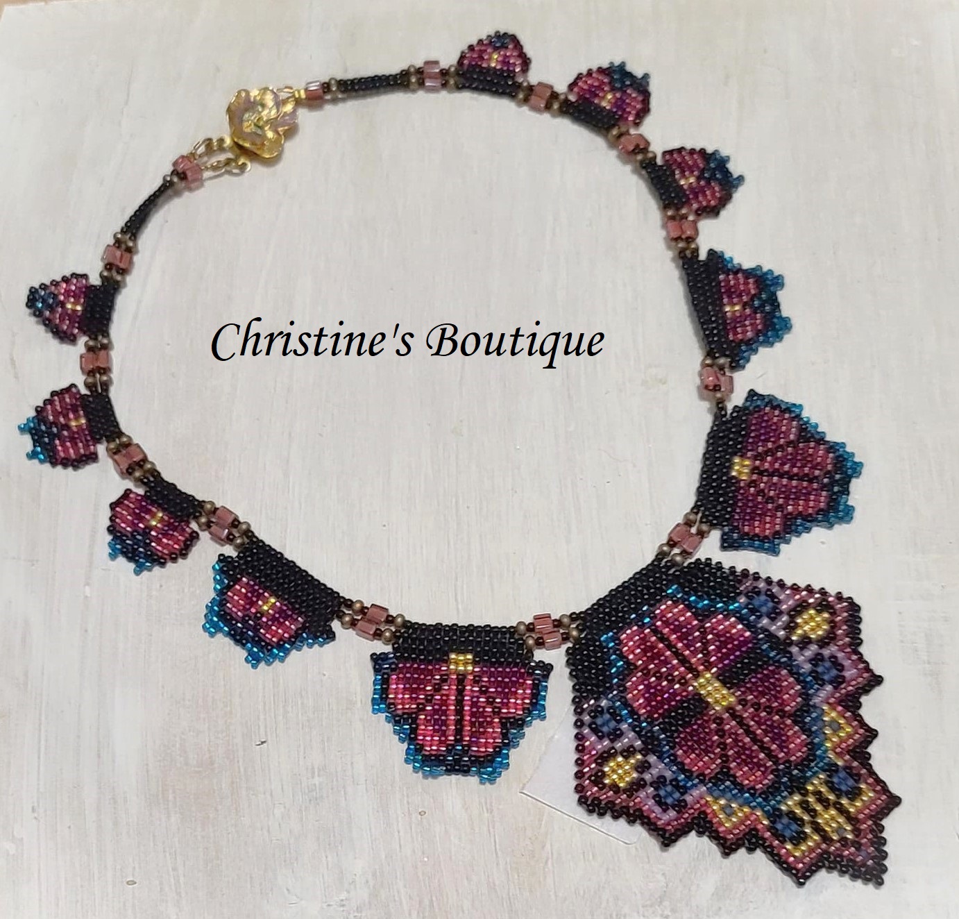 Geometric Floral Pattern Bead Weaved Necklace