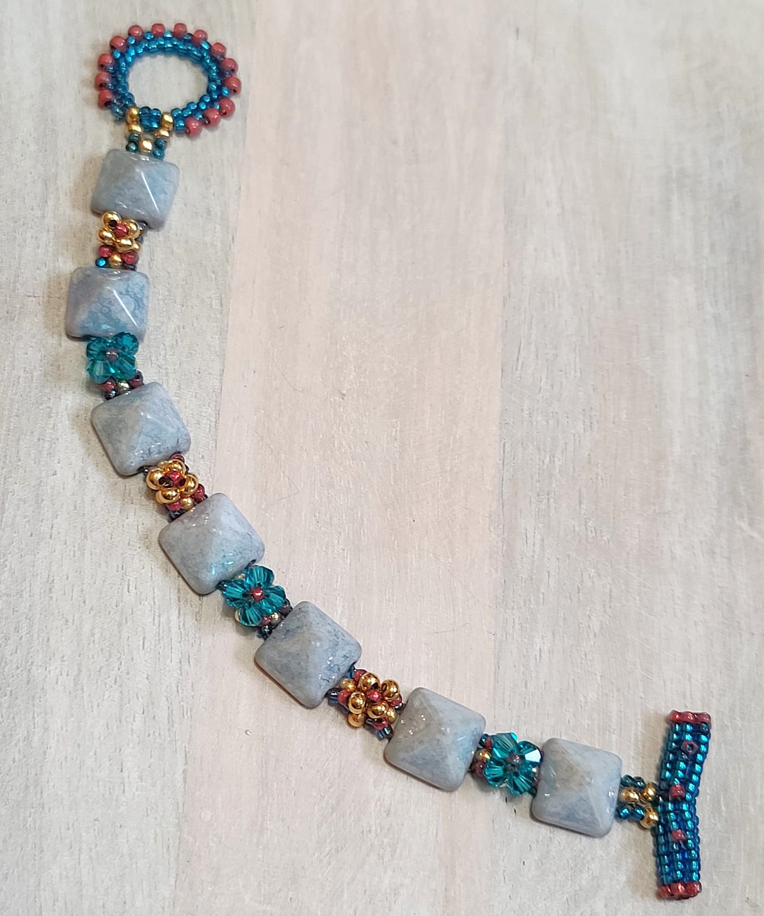 Pyramid bead bracelet, handrafted, miyuki glass, craystals
