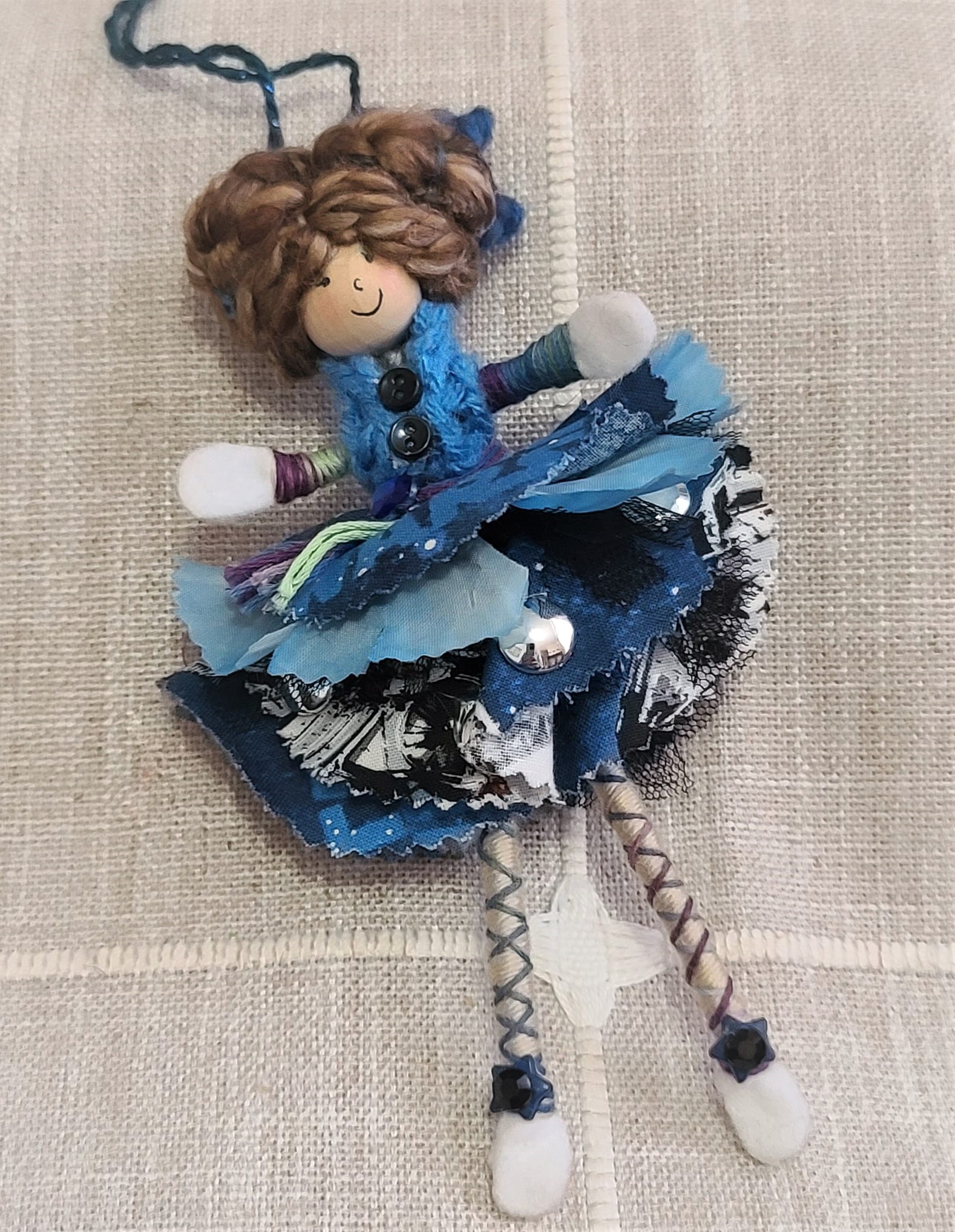 Star Wars princess L doll blue dress braided hair