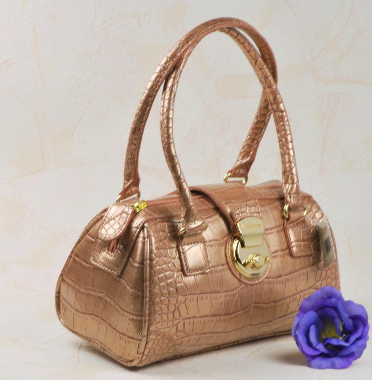 liz claiborne handbags