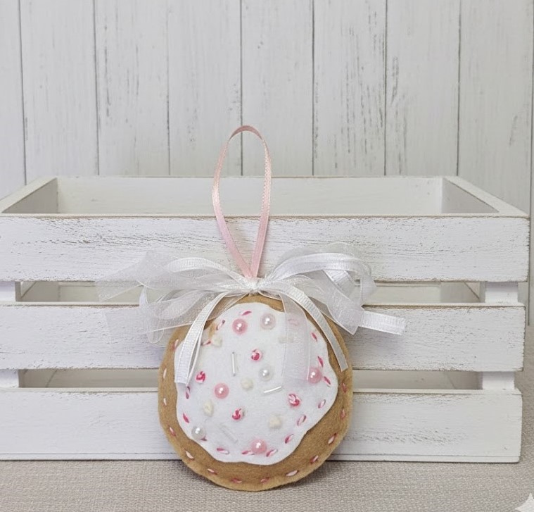 Gingerbread felt and white icing cookie ornament pink sprinkles Gingerbread felt and white icing cookie ornament pink sprinkles