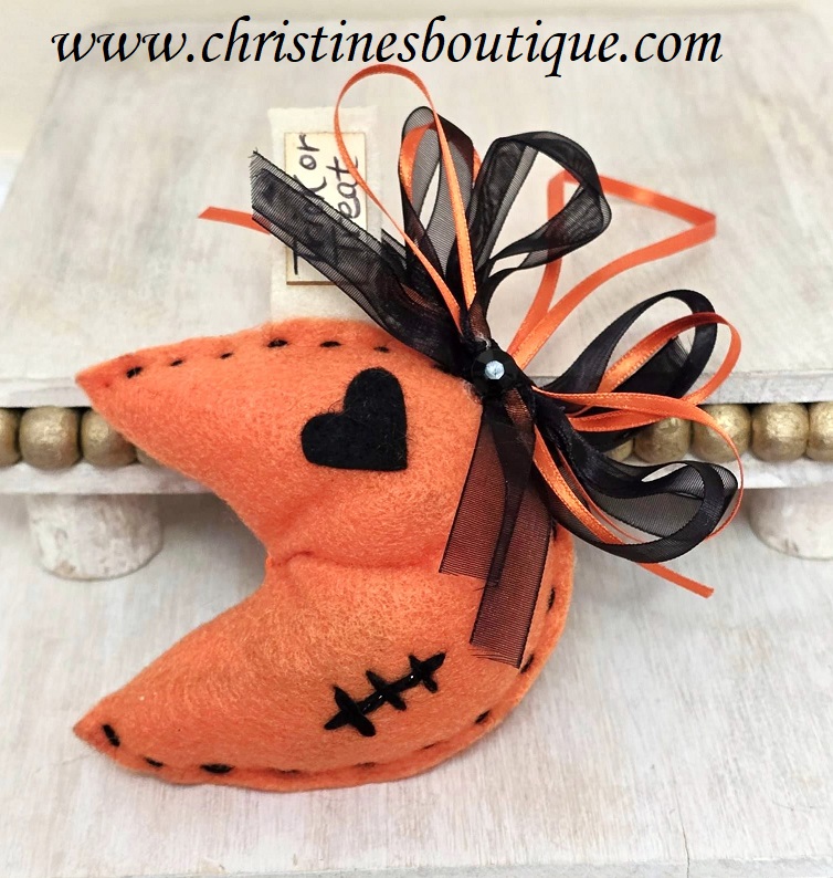 Fortune cookie ornament, handcrafted ornament, felt ornament Halloween, Trick or Treat message tag