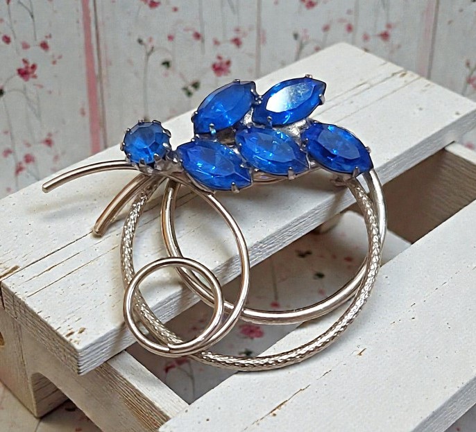 Blue Rhinestone Scroll Pin