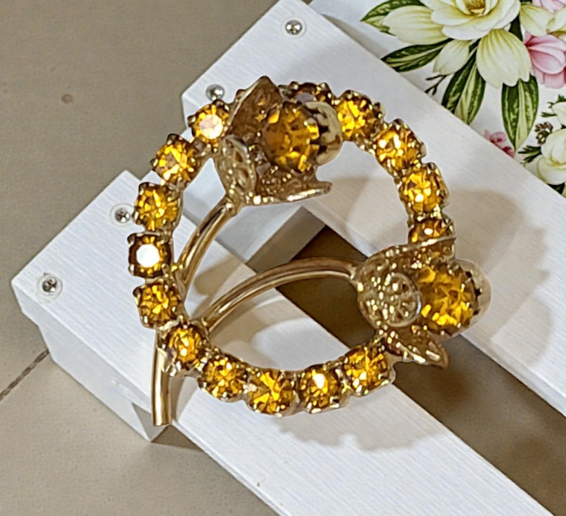 Amber Brown Rhinestone Pin