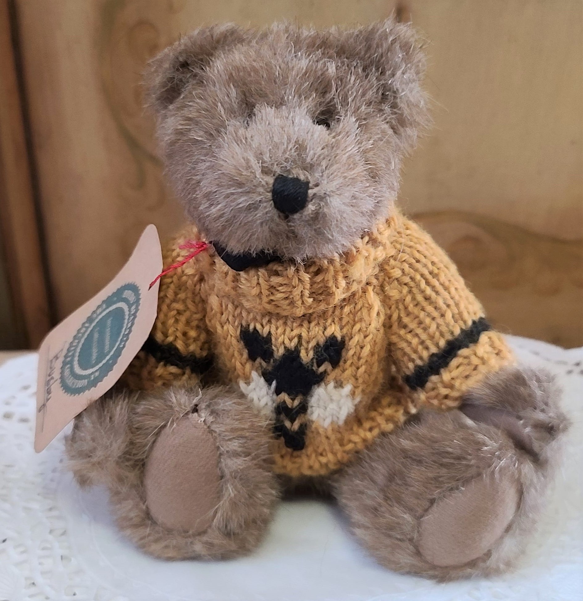 Boyds Bear with Bee Sweater Busby