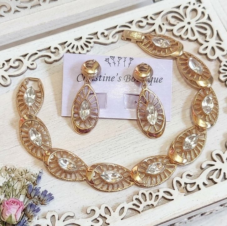Marquis Shaped Rhinestones Vintage Bracelet and Earrings Set
