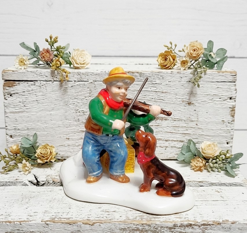 Department 56 Christmas Figure Man Fiddler and his Dog