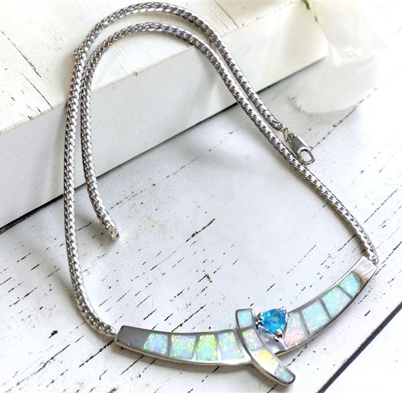 Cubic Zirconia Necklace set in 18K White Gold Plated