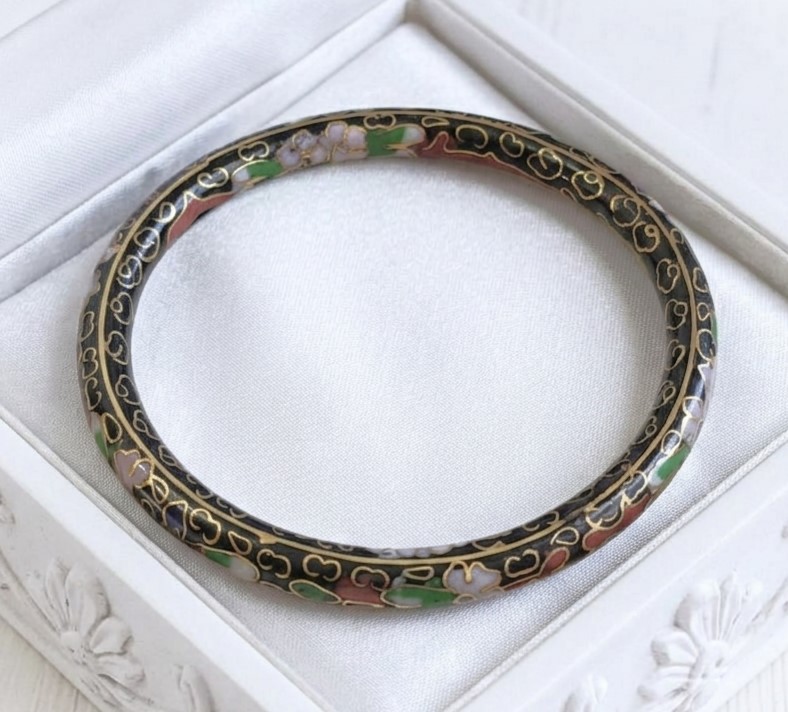Cloisonne Bangle Bracelet with floral design