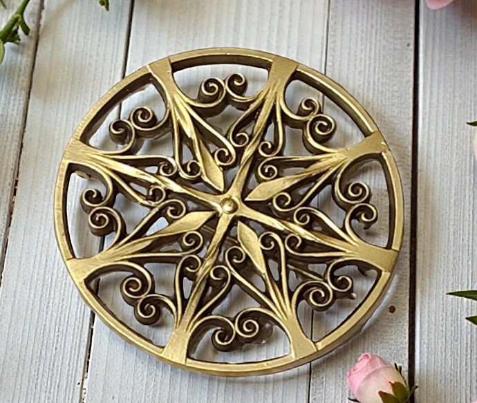 Gold Scrolled Pinwheel Pin/Pendant Signed OSR