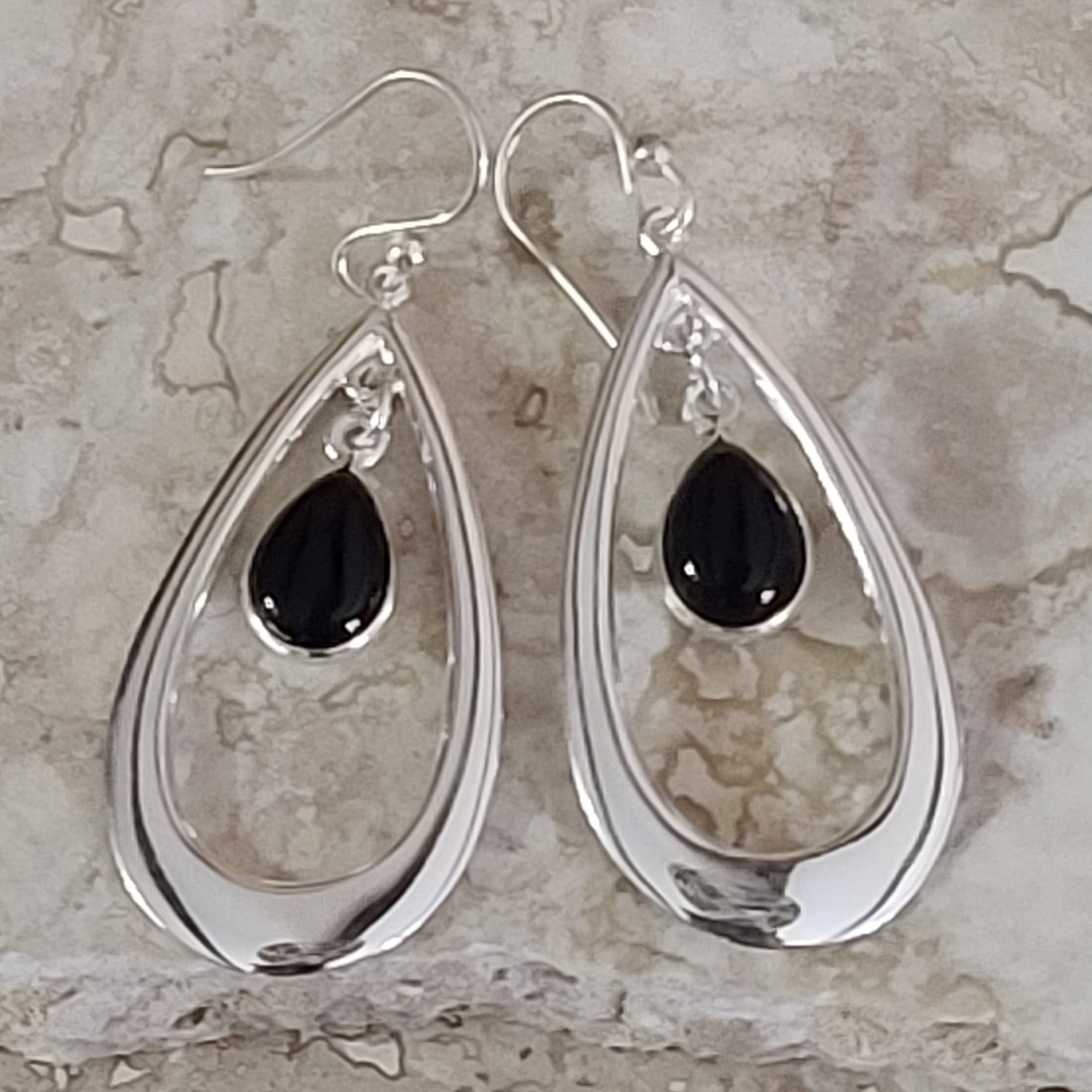 925 Sterling Silver w/Black Onyx Gemstone Drop Earrings - Click Image to Close