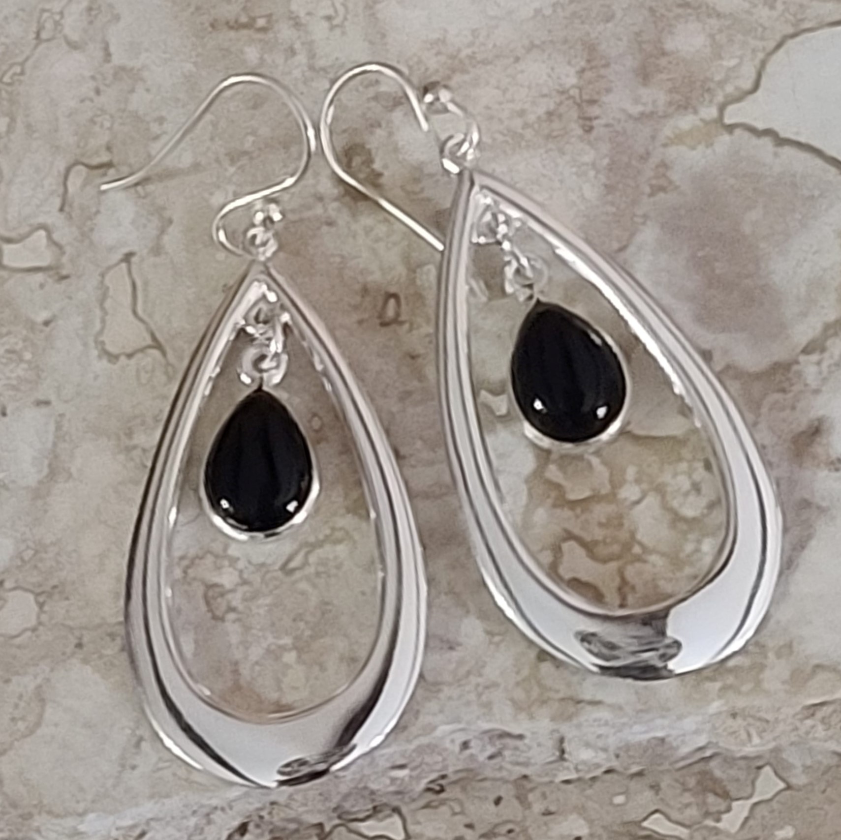 925 Sterling Silver w/Black Onyx Gemstone Drop Earrings