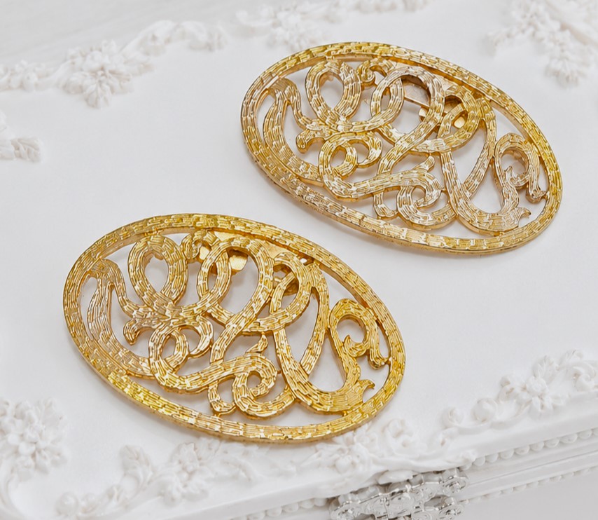 Vintage Shoe Clips Goldtone Oval Shape