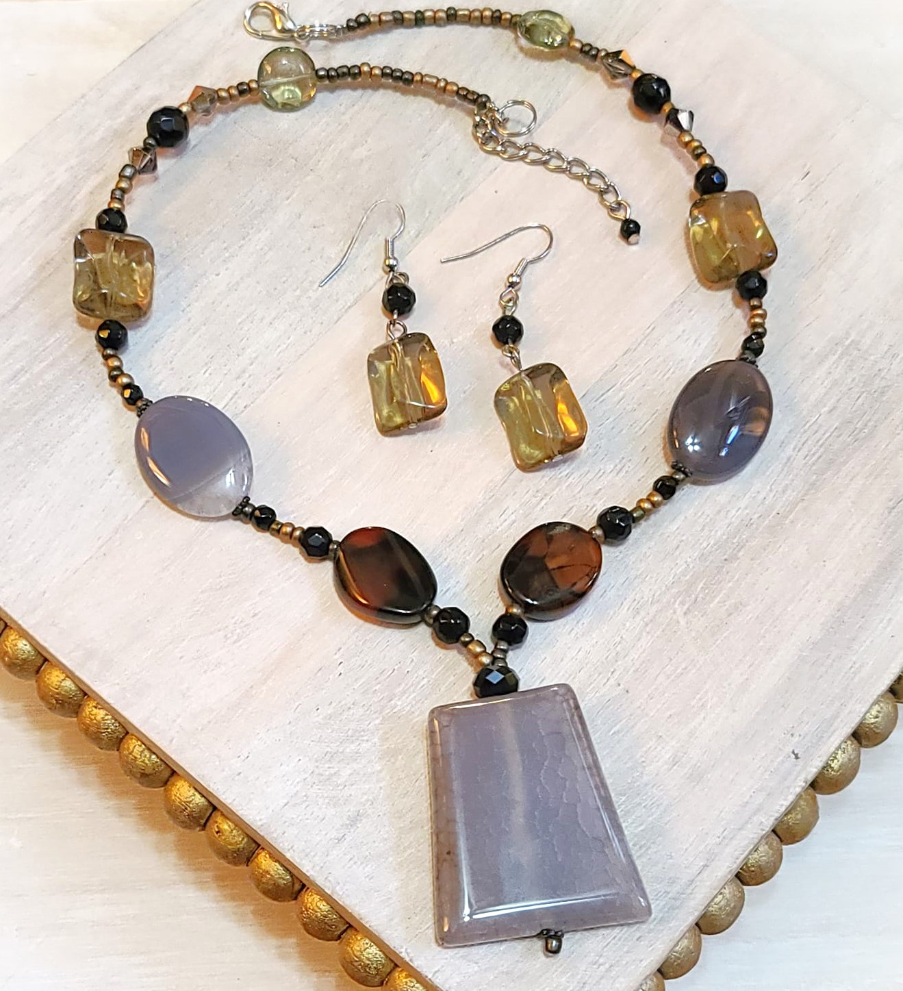 Agate Gemstone & Ceramic Bead Necklace & Earrings