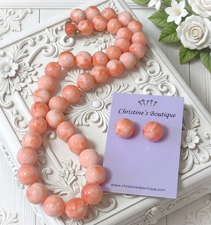 Estate vintage necklace, earrings set, geniune coral with Coral 18K Gold Clasp