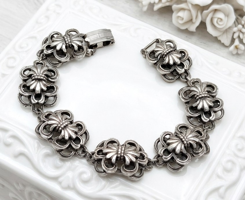 Florenza vintage bracelet, gothic scrolled link bracelet, signed designer