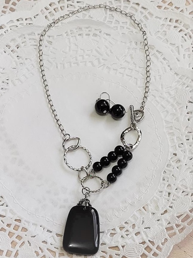 Black Onyx Gemstone Fashion Necklace and Earrings