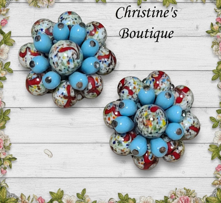 Confetti beaded earrings, vintage, clip ons, turquoise with speckled confetti beads