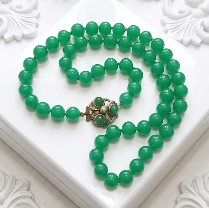 Green Glass Bead 25" Necklace Signed Japan