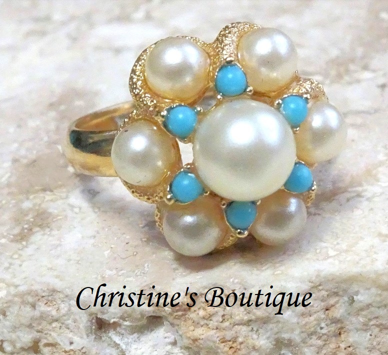 Vintage ring, costume with turquoise and pearl beads, size 7 - Click Image to Close