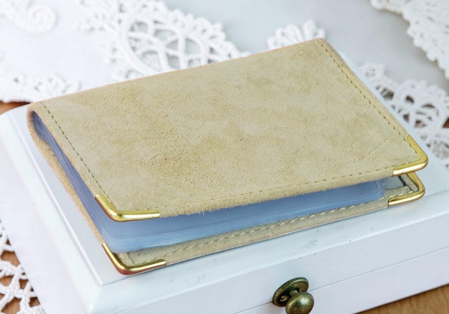 Light beige suede photo credit card holder vintage
