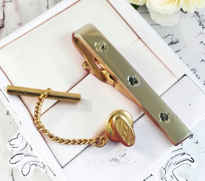 Set of 2 Gold Tone Tie Tack and Tie Clip