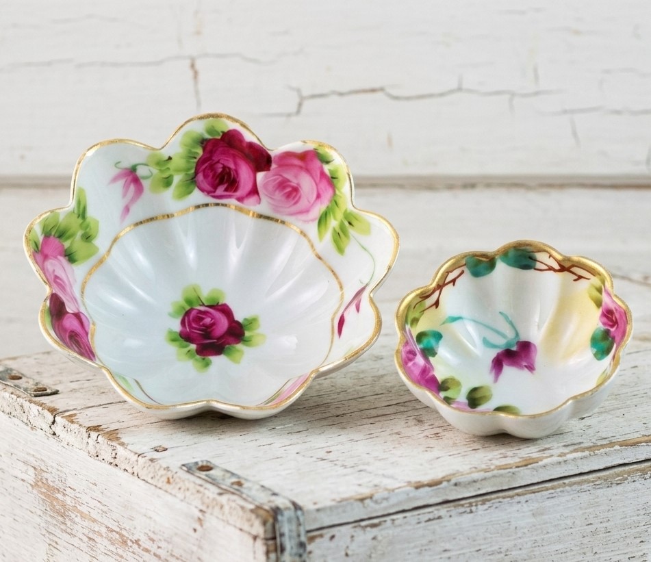 NIPPON Handpainted Scalloped Set Candy Dishes